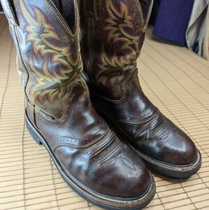 Justin Boots "Stampede"  steel toe. Brown Buffalo leather. Waterproof. Work boot